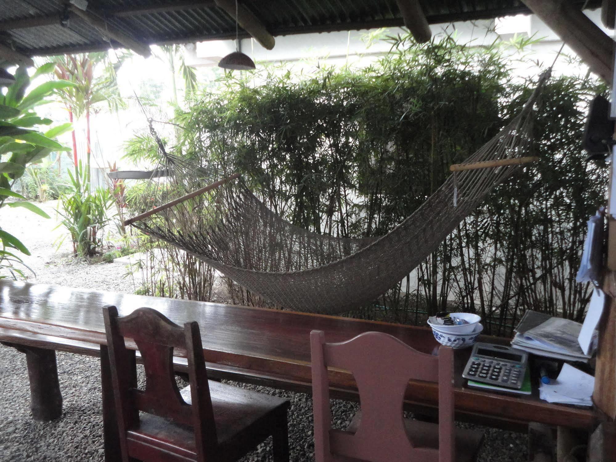 Cabinas Tropicales ปัวร์โตคิมาเนซ ภายนอก รูปภาพ