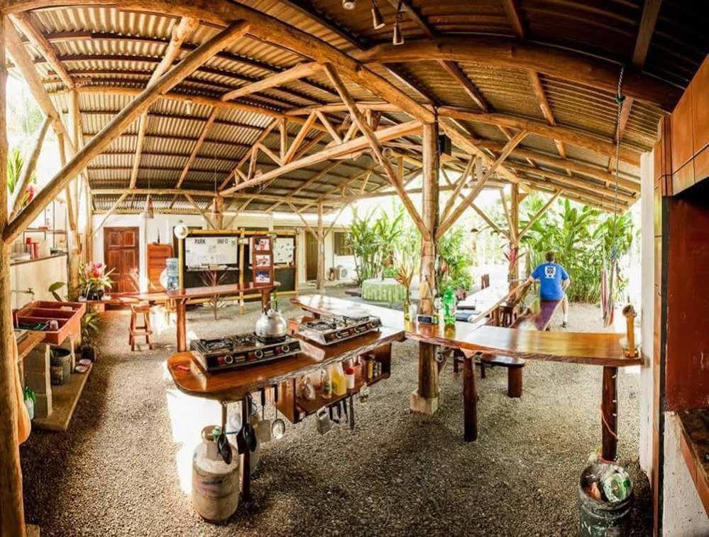 Cabinas Tropicales ปัวร์โตคิมาเนซ ภายนอก รูปภาพ